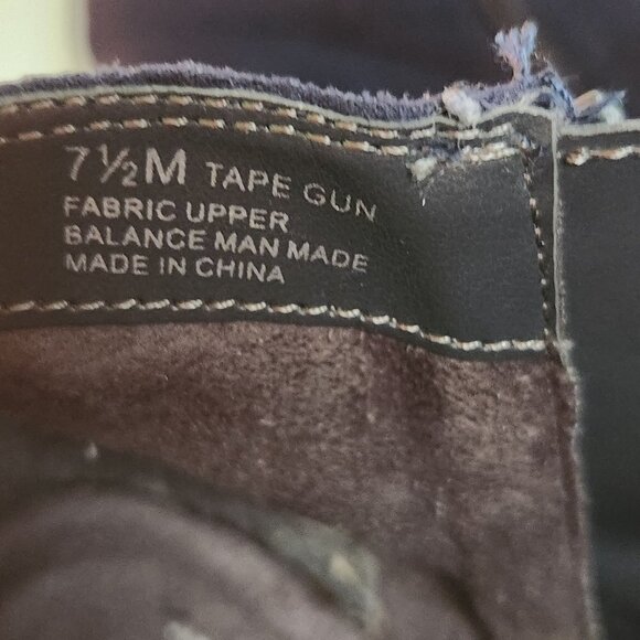 Aerosoles Heelrest NWOT Navy Faux Suede Ruffle Detailed Heeled Bootie Size 7.5M - Picture 8 of 8